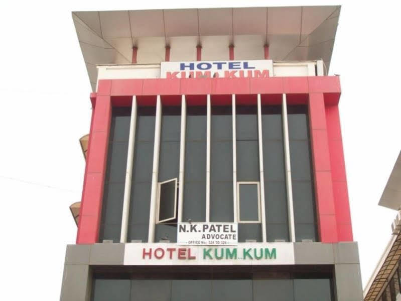 Hotel Kum Kum Adalaj Экстерьер фото